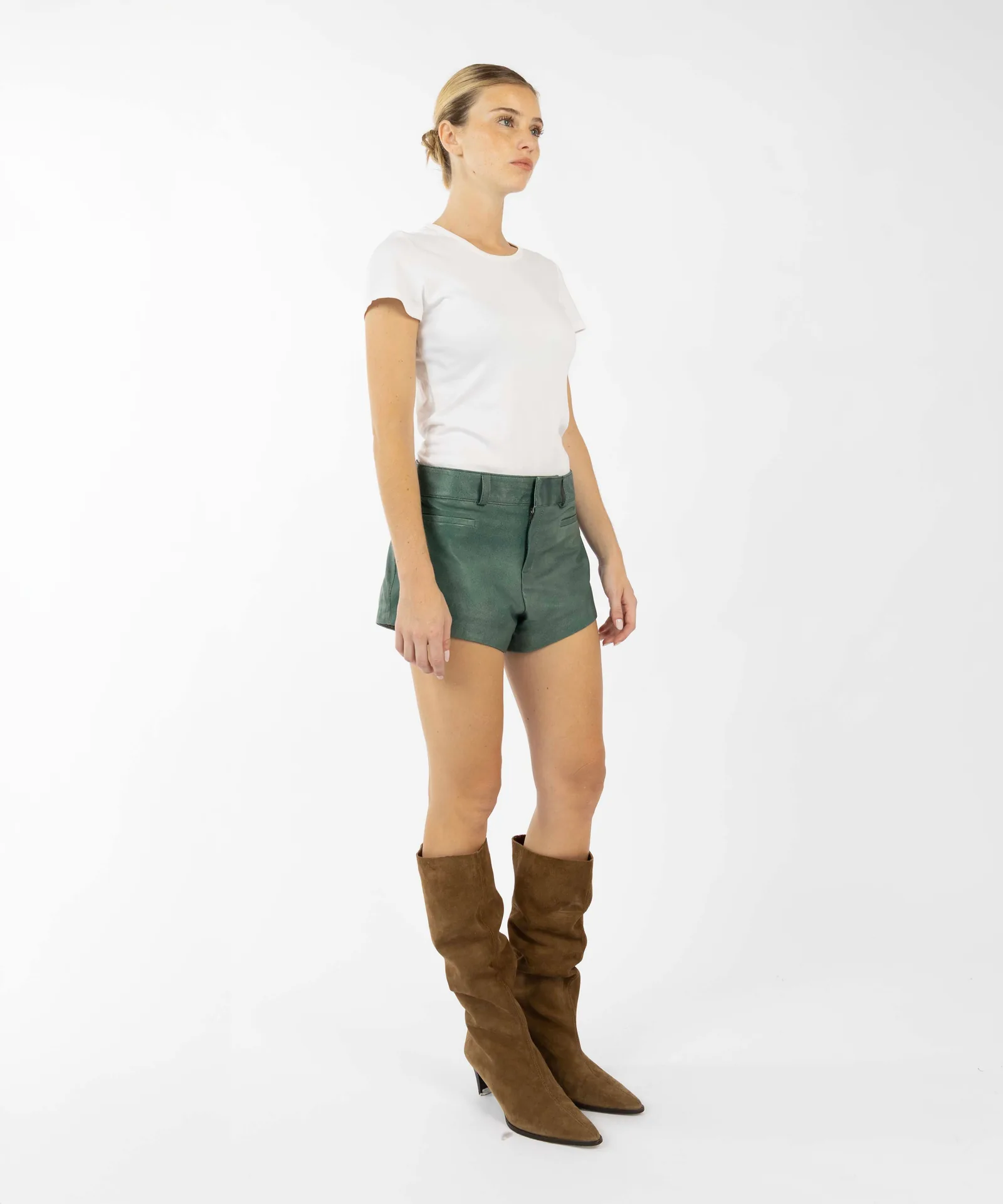 SHORT LIMA CUERO 3