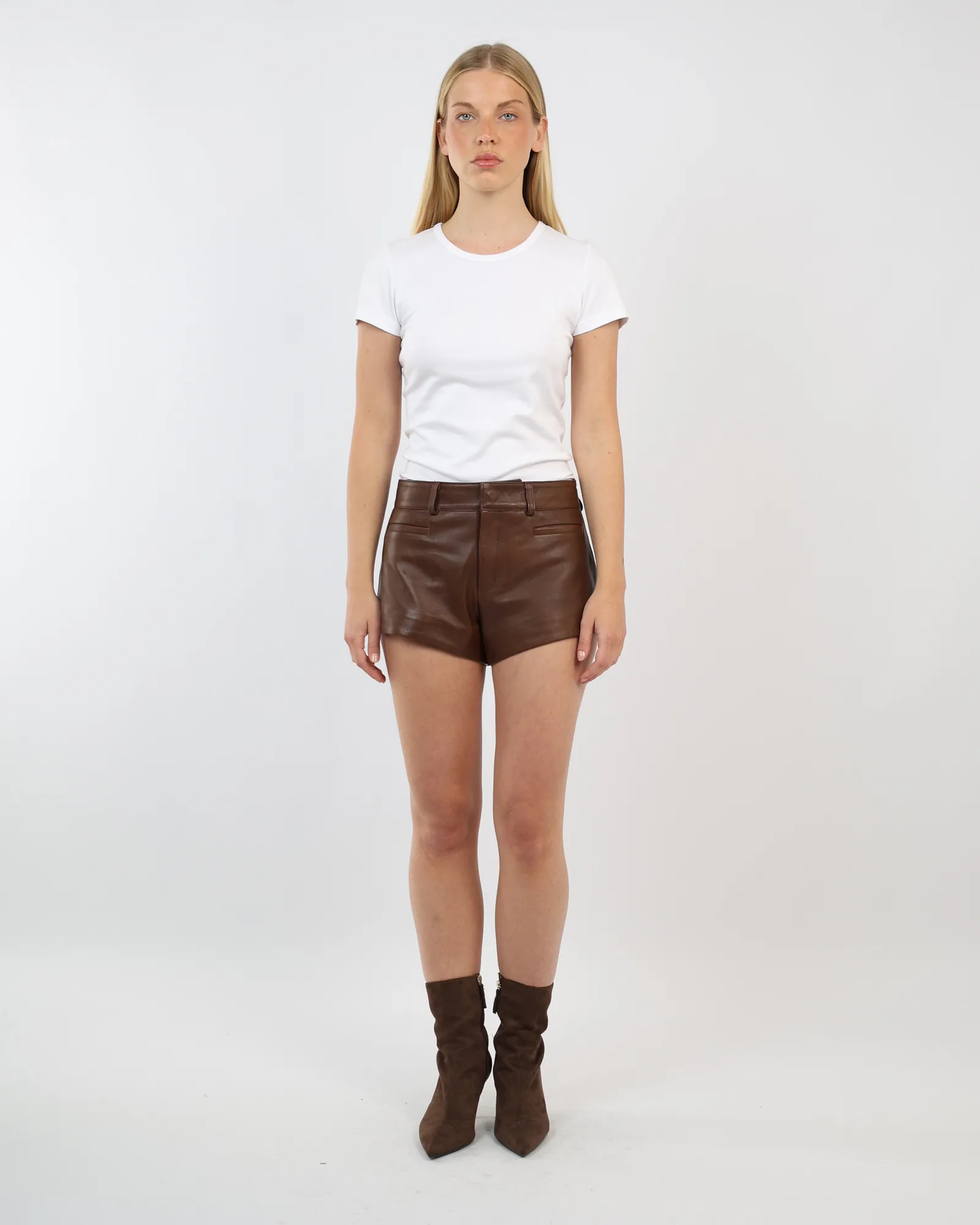 Short Lima Cuero 8