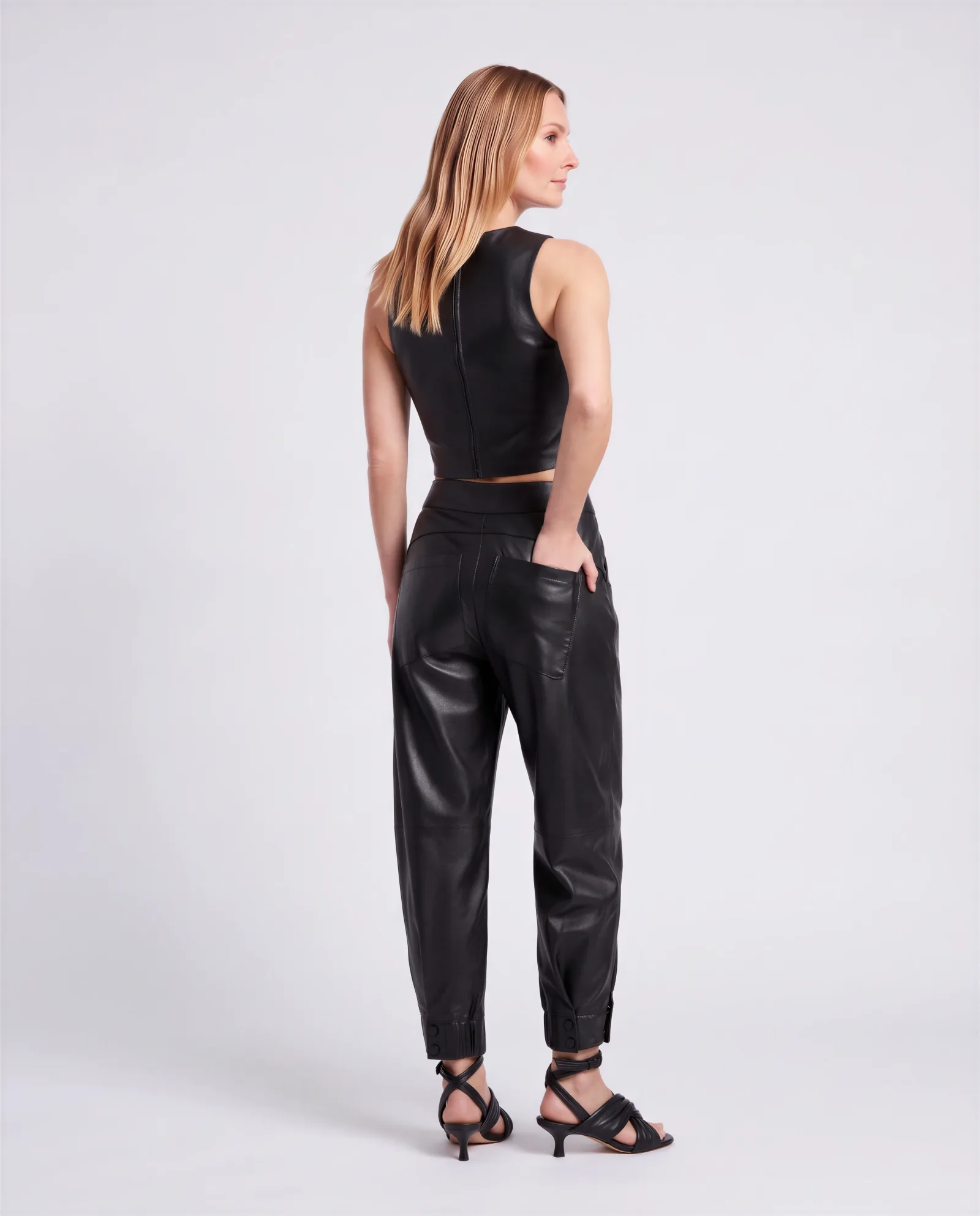DUTTI Barrel Jogger Cropped Leather Pants 3