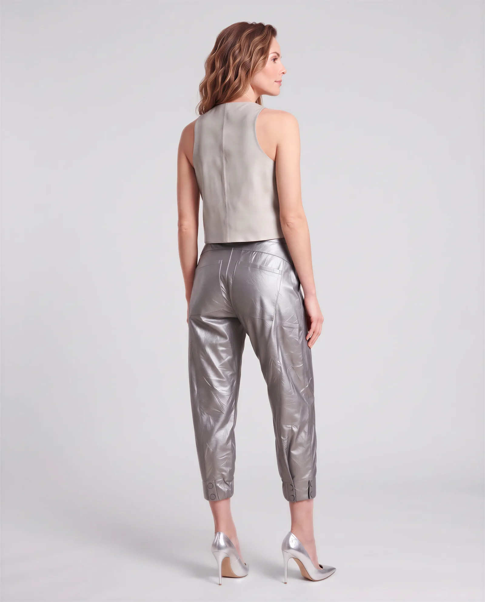 DUTTI Barrel Jogger Cropped Wrinkled Leather Pants – vista alternativa