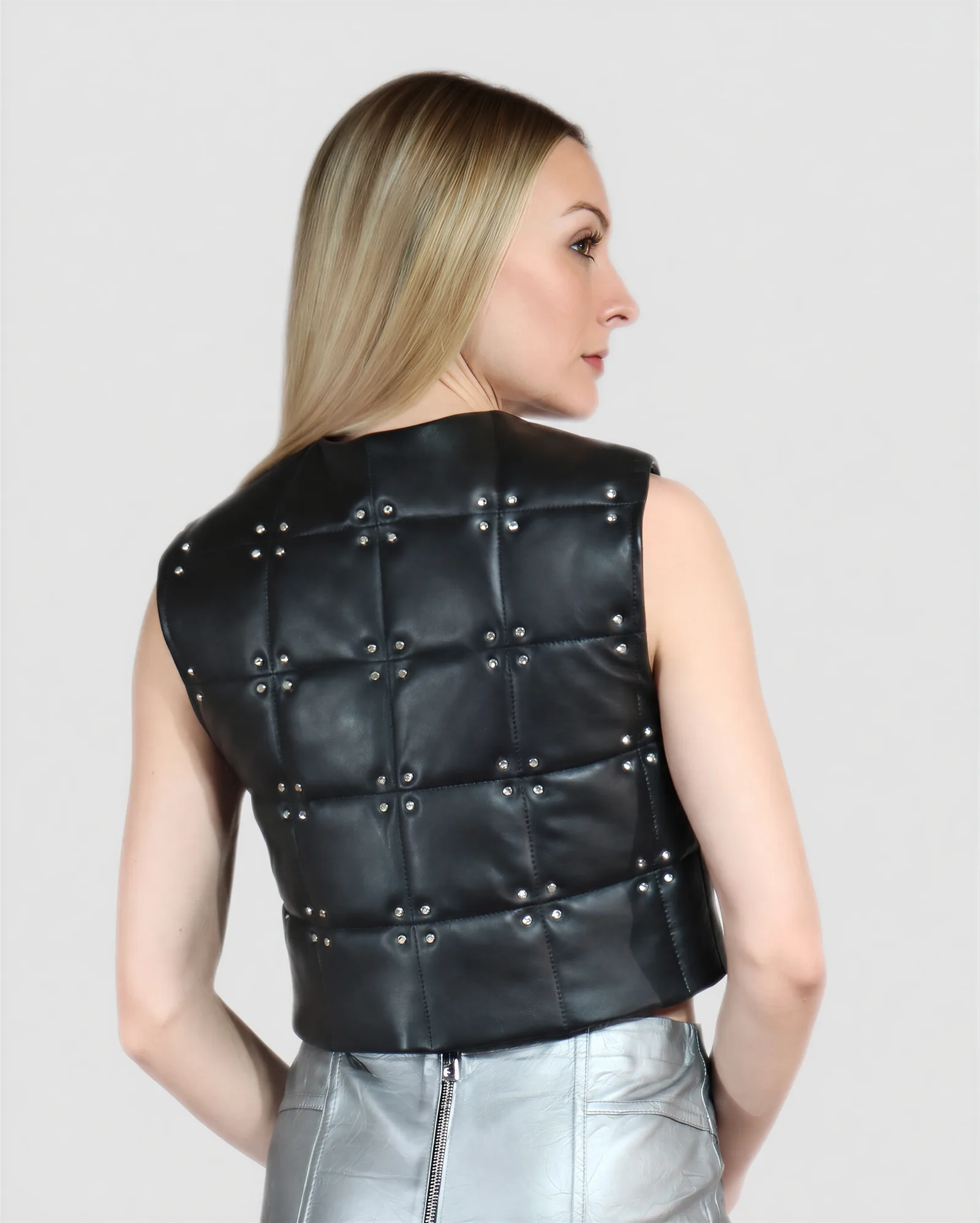 TINA Crystal Studded Leather Vest – vista alternativa
