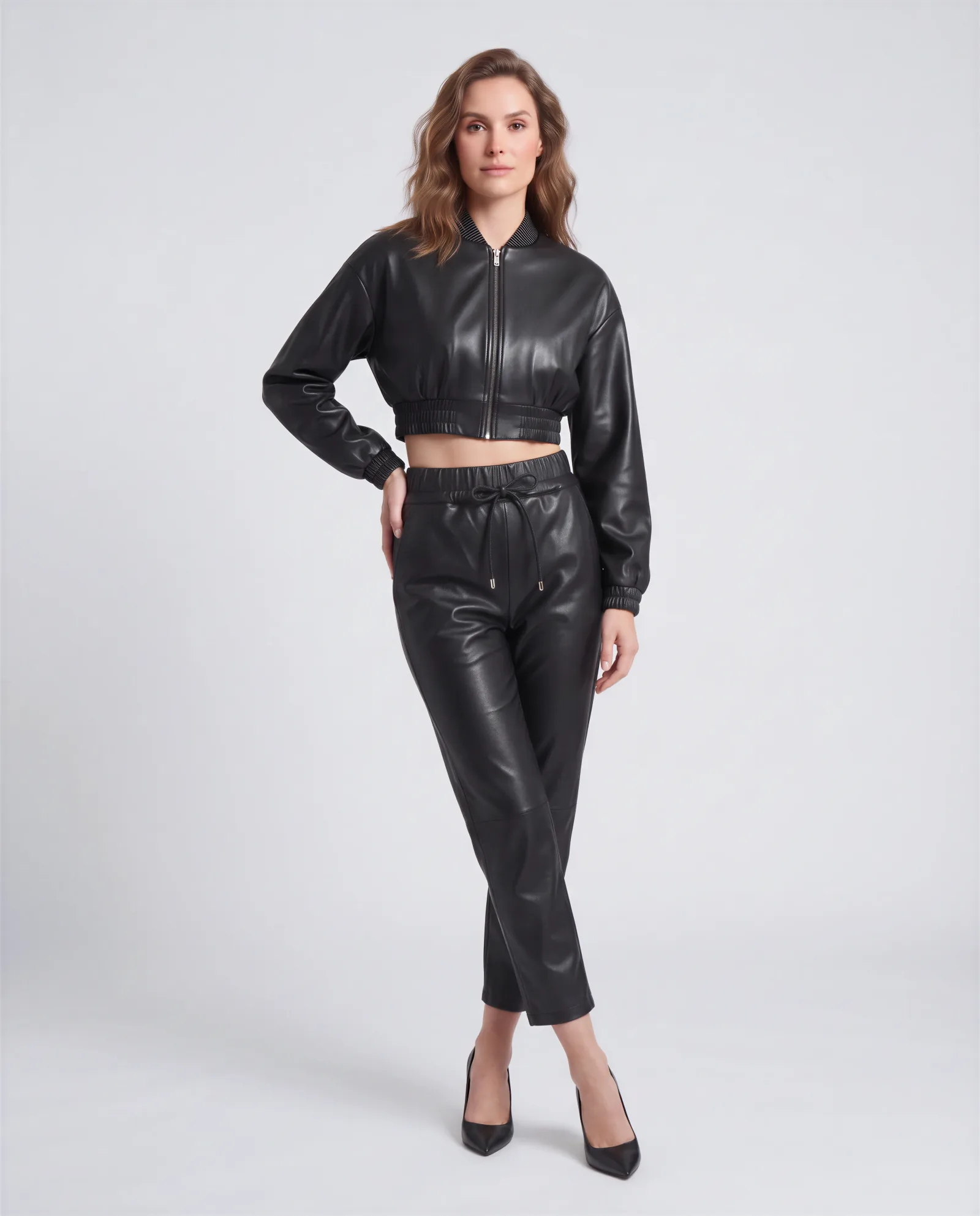 BIARRITZ Drawstring Cropped Leather Pants 3