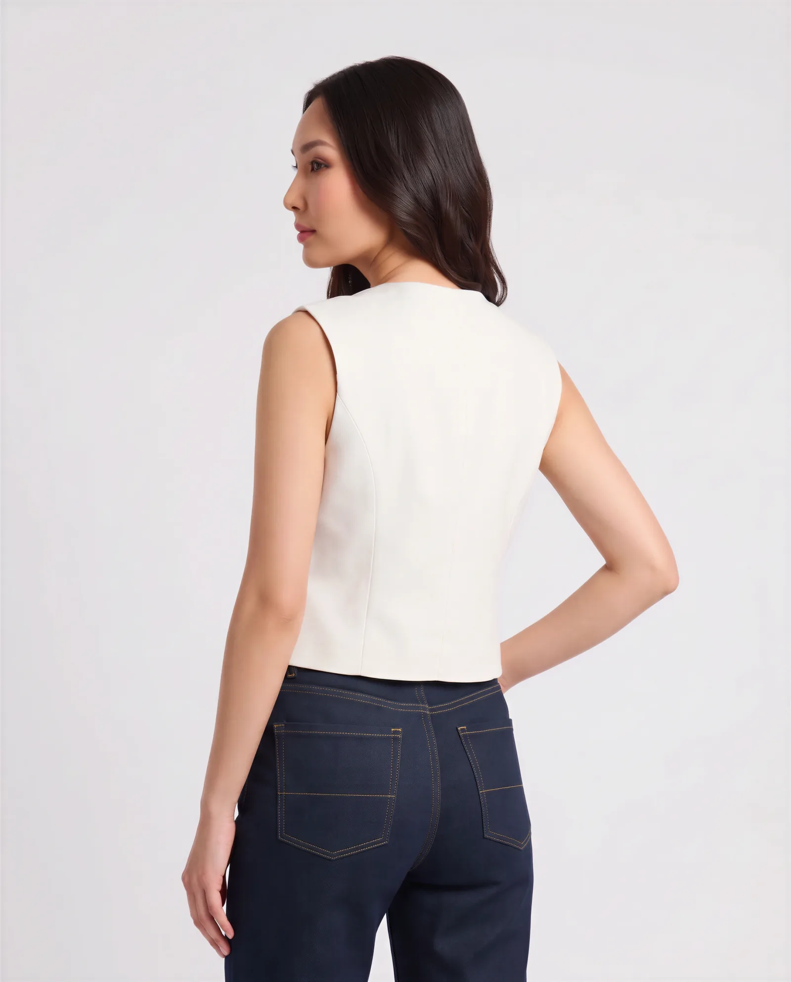 MACA Tailored Linen Vest 7
